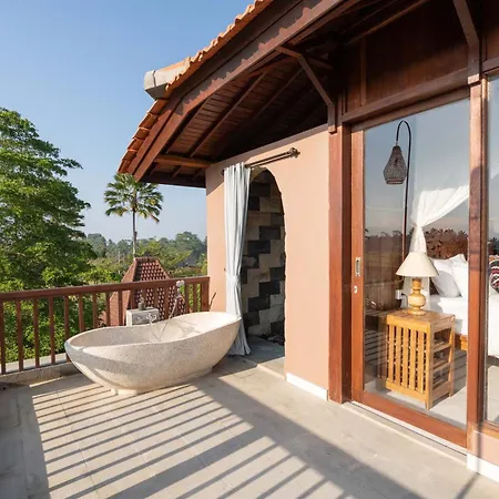 Barong Bali Villa With Floating Breakfast