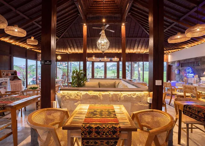 Barong Bali With Floating Breakfast 4*