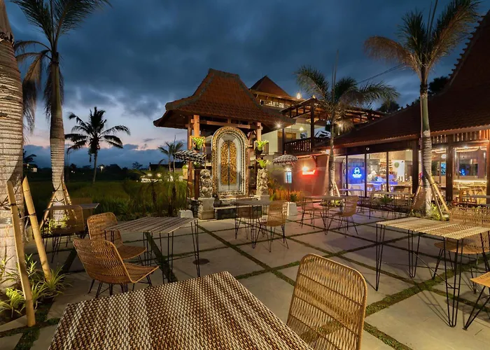 Barong Bali With Floating Breakfast Hotel 4*