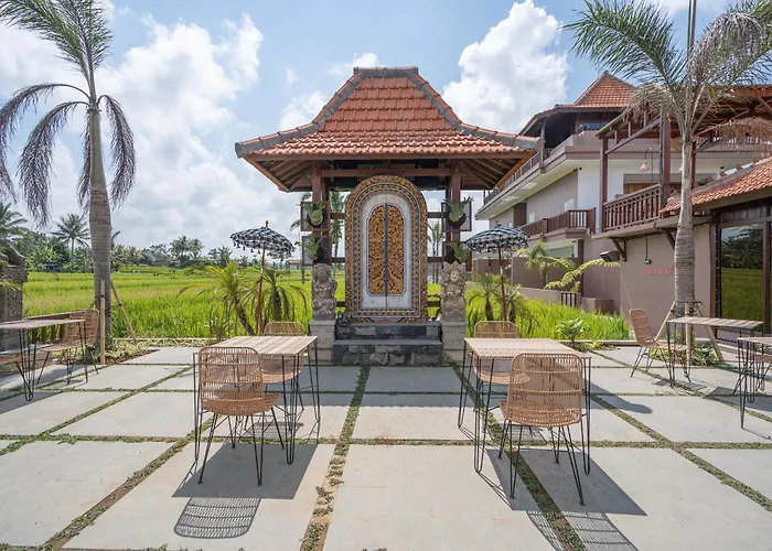 Barong Bali With Floating Breakfast Hotel 4*