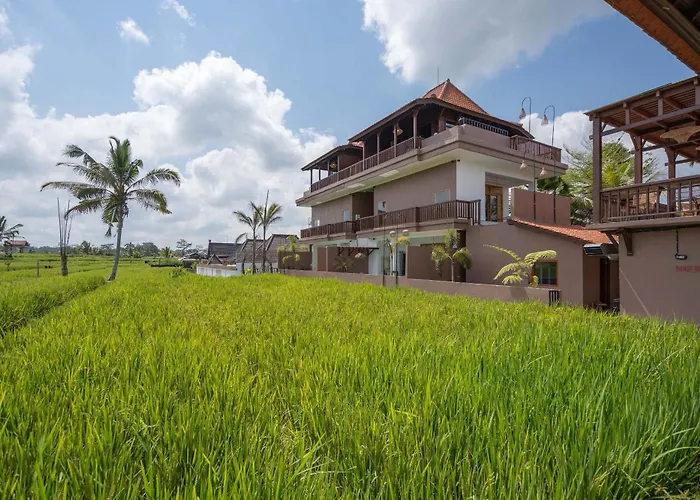 Hotel Barong Bali With Floating Breakfast