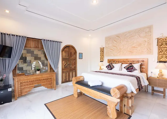 Barong Bali With Floating Breakfast