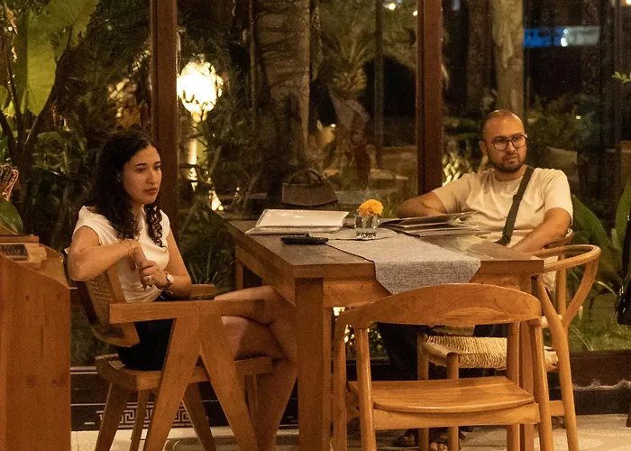 Barong Bali With Floating Breakfast Hotel