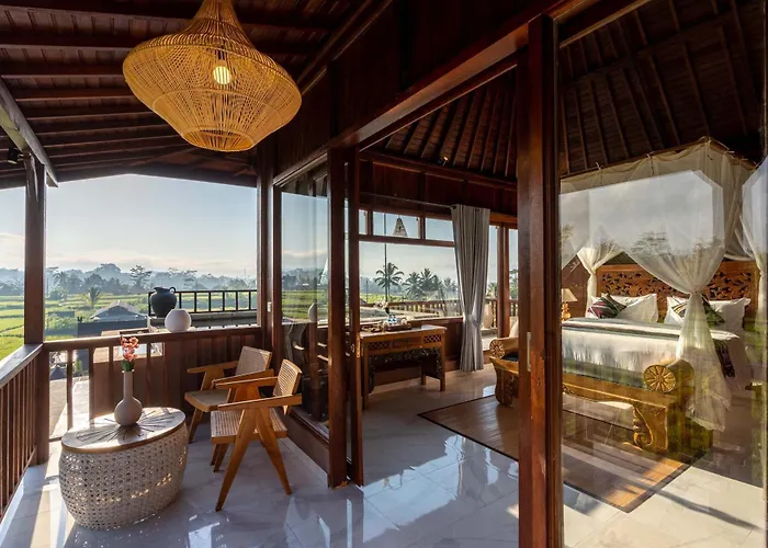 Barong Bali With Floating Breakfast Hotel 4*